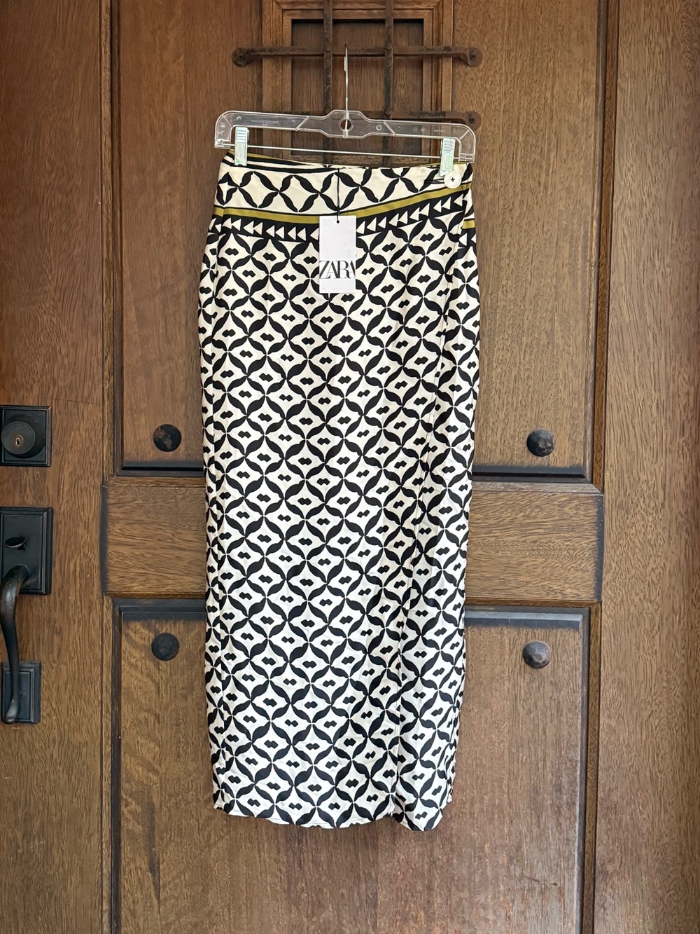 Zara Black & White Geometric Pencil Skirt with Yellow Trim Size XS